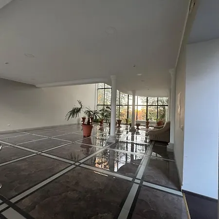 Hotel кришталевий палац Truskavets