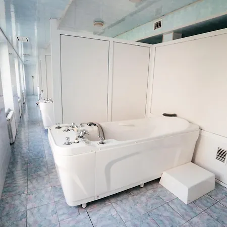 Hotel кришталевий палац