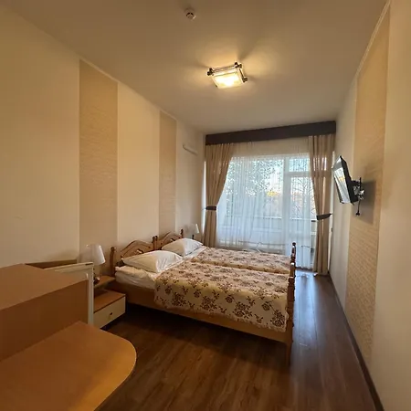 кришталевий палац