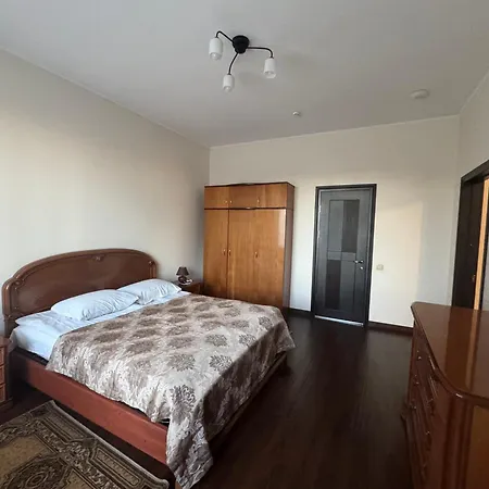 кришталевий палац