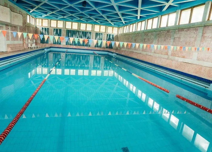 кришталевий палац 3*