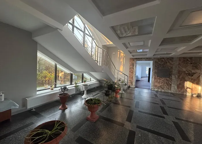 Отель кришталевий палац Трускавец