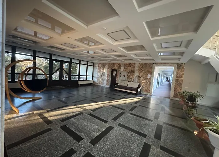 кришталевий палац 3* Трускавец