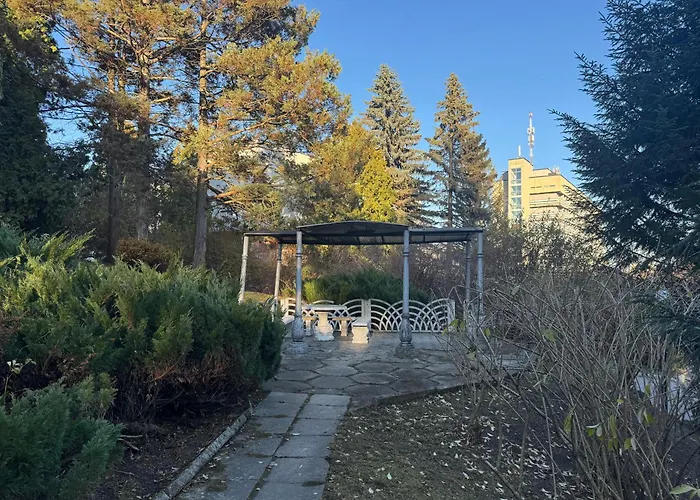 Отель кришталевий палац 3*