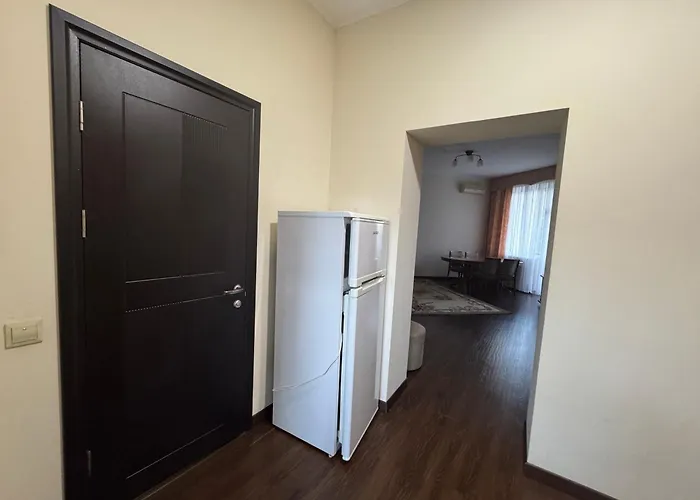 кришталевий палац 3*