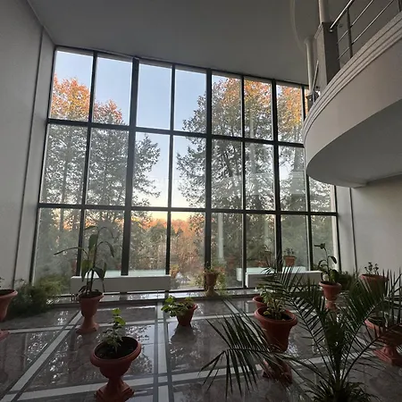 кришталевий палац Truskavets