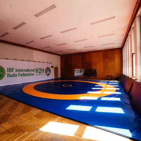 кришталевий палац Hotel Truskavets